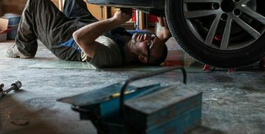 Какой инструмент обязательно должен быть в наборе у каждого водителя