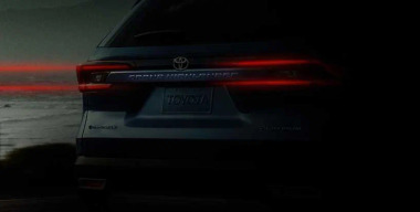 Опубликовано первое изображение кроссовера Toyota Grand Highlander