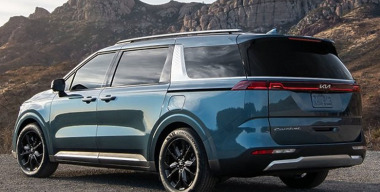 Корейцы покажут четвертое поколение Kia Carnival