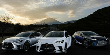 Стартовали продажи кроссовера Lexus RX нового поколения