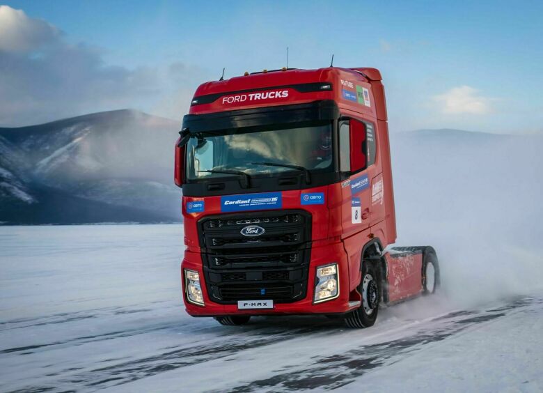 Изображение Сцепление и управляемость. Что могут показать грузовые шины на льду Байкала?