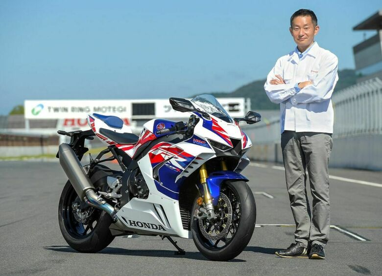 Изображение Японцы представили новейший мотоцикл Honda Hornet