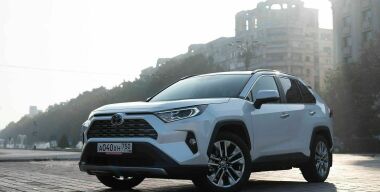 Российский завод Toyota, переехав в Казахстан, нам ничем не поможет