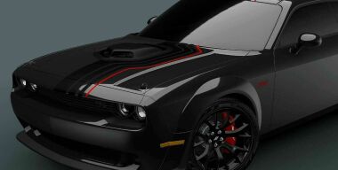 У Dodge Challenger отбирают бензиновый мотор