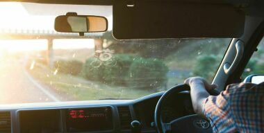 Узнавать подноготную праворульных автомобилей стало проще