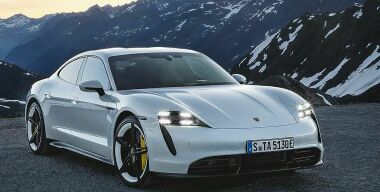 Porsche стала самым дорогим автопроизводителем Европы