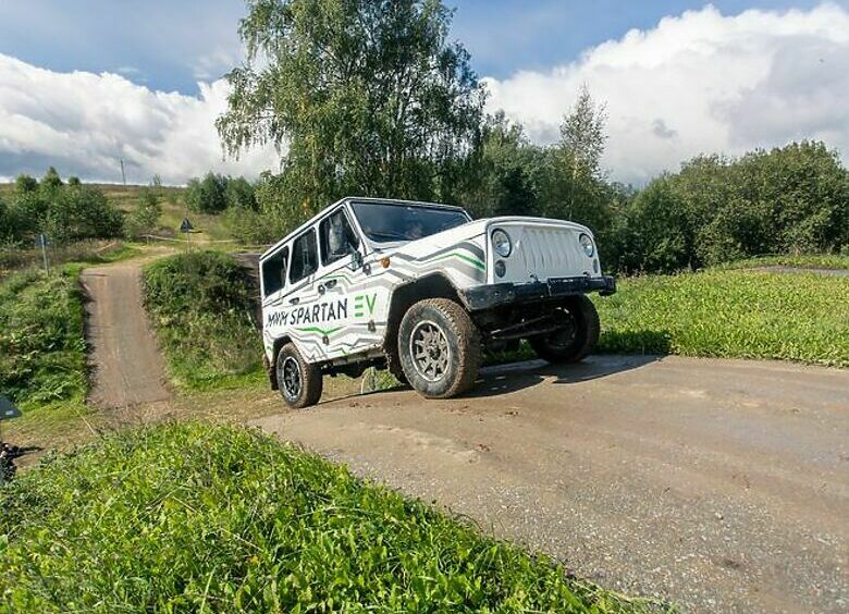 Изображение Санкции помешали марке UAZ выпустить новый «Хантер»