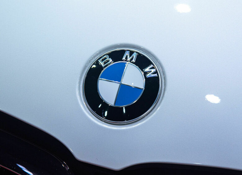 Изображение BMW придумал МКП для «криворуких» водителей