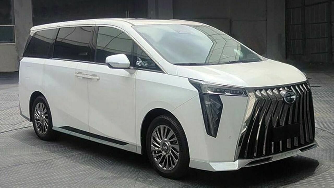 Гак гн8. Минивэн GAC gm8. GAC минивэн 2022. Китайский минивэн GAC gm8 2022. GAC минивэн 2023.