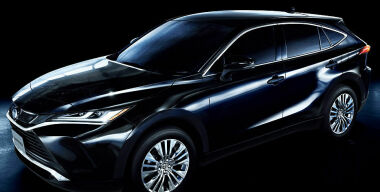 Toyota вместо заказанных ранее машин начала возвращать клиентам деньги