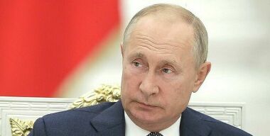 Владимир Путин призвал обычных граждан помочь со строительством дорог