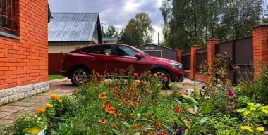 Дилеры LADA стали получать оригинальные запчасти для ремонта автомобилей Renault