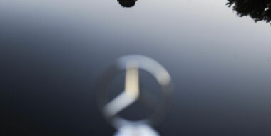 Mercedes-Benz потерял в России миллиарды евро