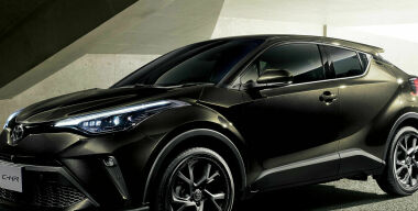 Японцы представили свежую версию Toyota CH-R