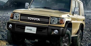 Toyota «захлебнулась» в заказах на Land Cruiser 70