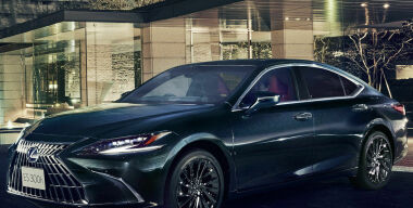 Lexus ES обзавелся крутой спецверсией и стал безопаснее