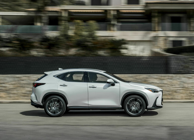 Изображение У новых кроссоверов Lexus NX оказались плохо сварены кузова