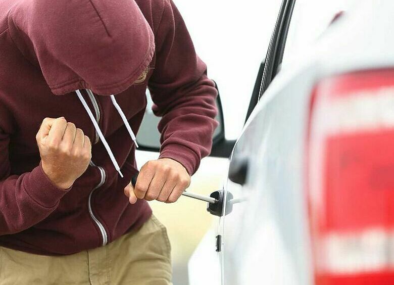Изображение Как гарантированно защитить автомобиль от кражи запчастей и оборудования