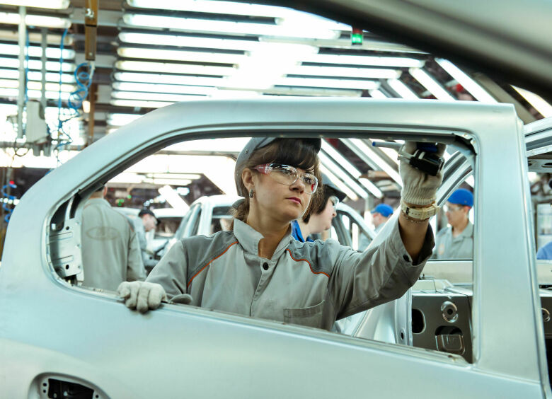 Изображение В России собраны последние автомобили марки Renault
