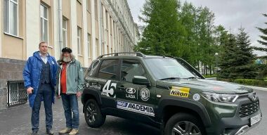 Импортозамещение: Федор Конюхов изменил Toyota Hilux с внедорожником LADA Niva