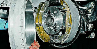 Почему барабанные тормоза гораздо лучше дисковых