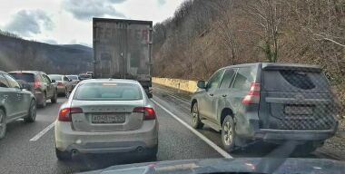 Можно ли по закону перекрывать своим автомобилем проезд обочечникам