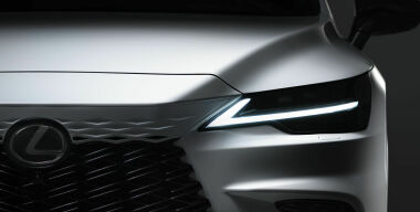 Lexus готовится представить новое поколение хитового кроссовера RX