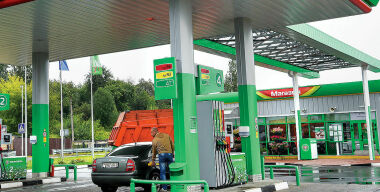 Литовцам все сложнее заправляться дешевым белорусским топливом