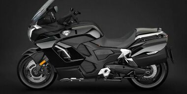 Российская марка Aurus показала новую модель Merlon