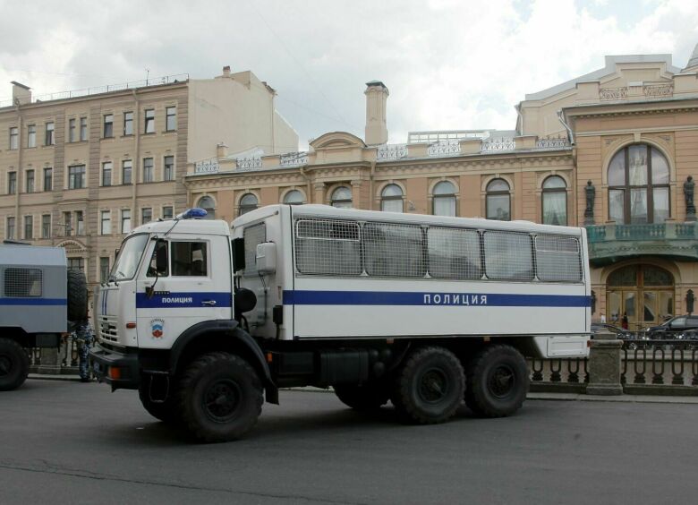 Изображение Московских уголовников будут возить в автозаках премиум-класса