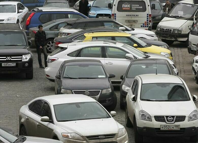 Изображение Сколько тратят россияне на покупку подержанного автомобиля в кризис