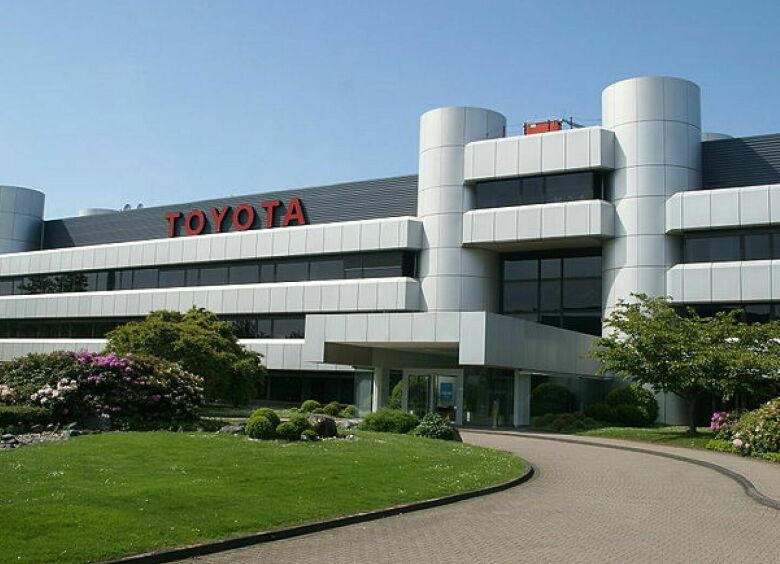 Изображение Toyota останавливает восемь заводов из-за проблем с комплектующими