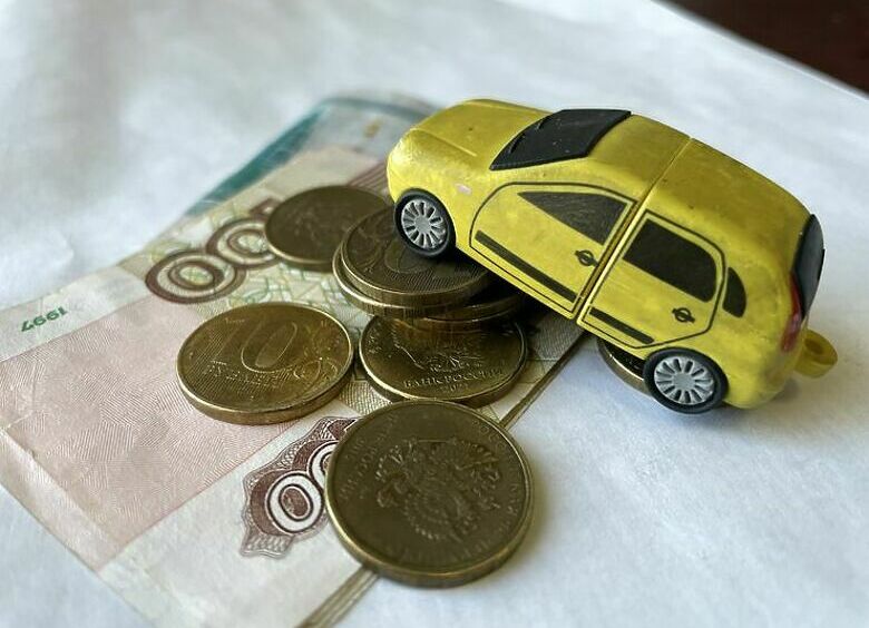Изображение Россияне перестали покупать автомобили в кредит