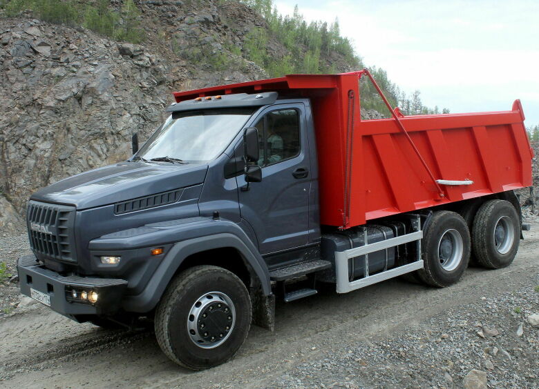 Изображение Вместо Scania и MAN перевозчики начали покупать «Уралы» и «Шахманы»