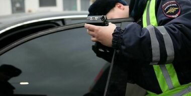 В России набирает популярность тонировка, которую не замечает ГИБДД