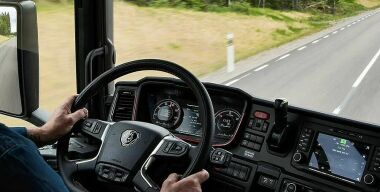 Дальнобойщикам из России и Белоруссии запретили ездить в Европу