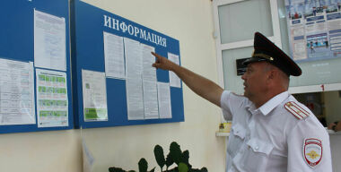 ГИБДД разъяснила, кому, несмотря на отсрочку, все же придется менять «права»