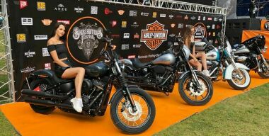 Российские женщины массово седлают мотоциклы