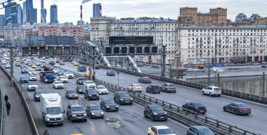 Для автомобилей дешевле 10 000 000 рублей отменили налог на роскошь