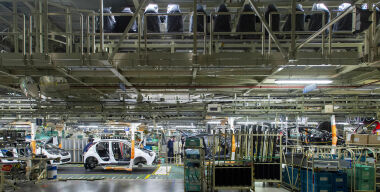 Toyota сокращает производство автомобилей по всему миру