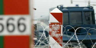 МИД РФ вступился за дальнобойщиков, блокированных на польской границе