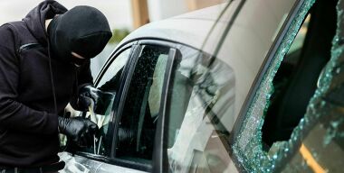 Подзабытый, но действенный способ защитить машину от резко активизировавшихся угонщиков