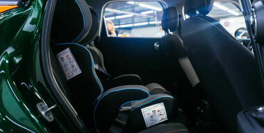 Депутаты предложили отменить штрафы за перевозку детей без автокресел