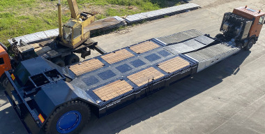 В России построили одноосный прицеп, способный перевозить 100 тонн