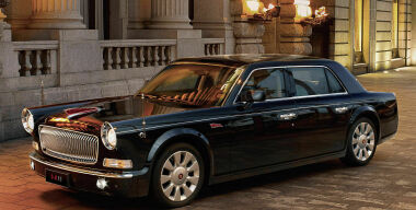 Вместо «мерсов»: на каких «Хунцы» будут ездить российские чиновники