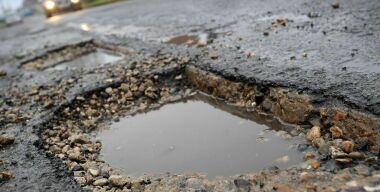 Как «выбить» деньги с дорожников на новые шины и диски для автомобиля