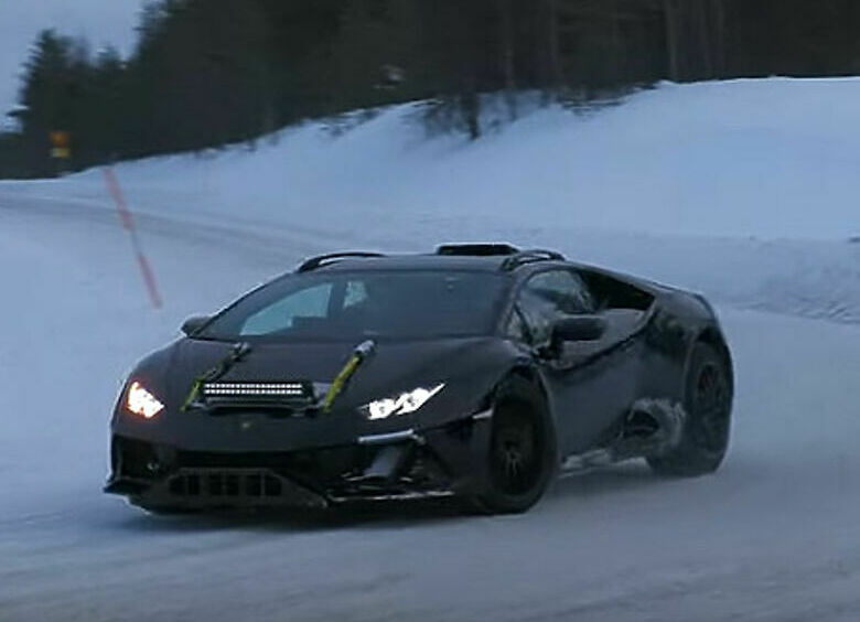 Изображение Lamborghini тестирует внедорожный спорткар Huracan