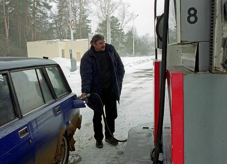 Изображение Бензин на АЗС подорожал сразу в 30 российских регионах