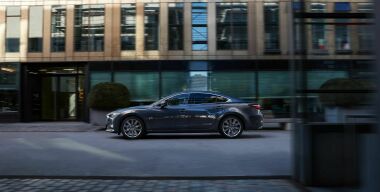 Mazda заявила, что продолжит поставлять в Россию автомобили и запчасти