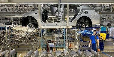 Когда производители иномарок запустят российские автозаводы